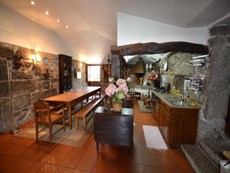 Quinta De Cima De Eiriz Guest House Guimaraes Bagian luar foto