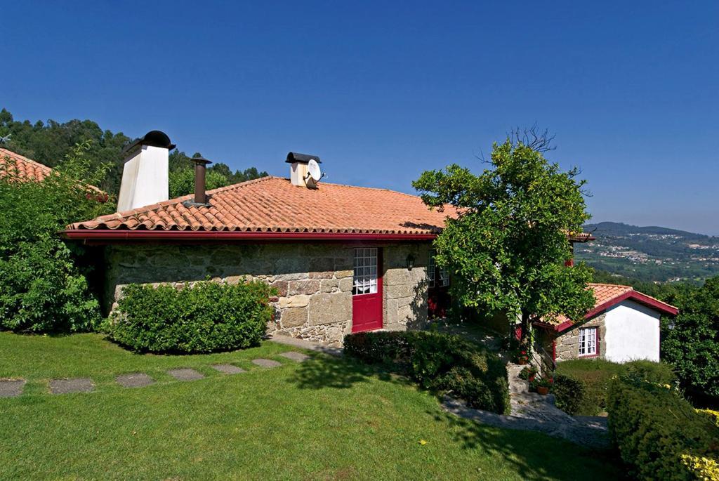 Quinta De Cima De Eiriz Guest House Guimaraes Bagian luar foto