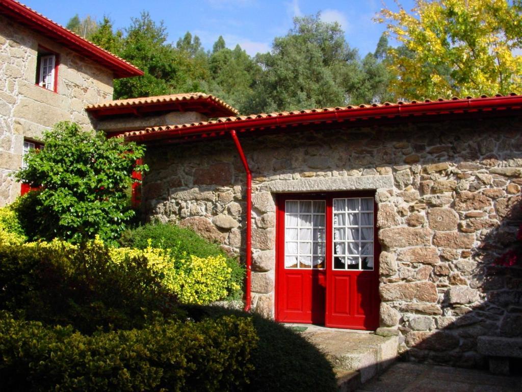 Quinta De Cima De Eiriz Guest House Guimaraes Bagian luar foto