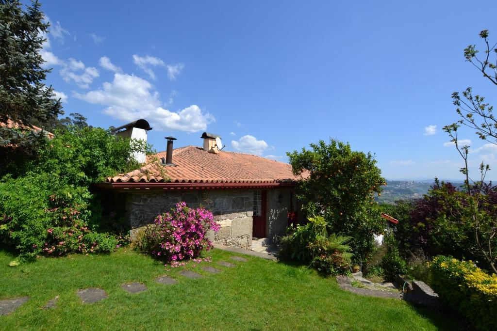 Quinta De Cima De Eiriz Guest House Guimaraes Bagian luar foto