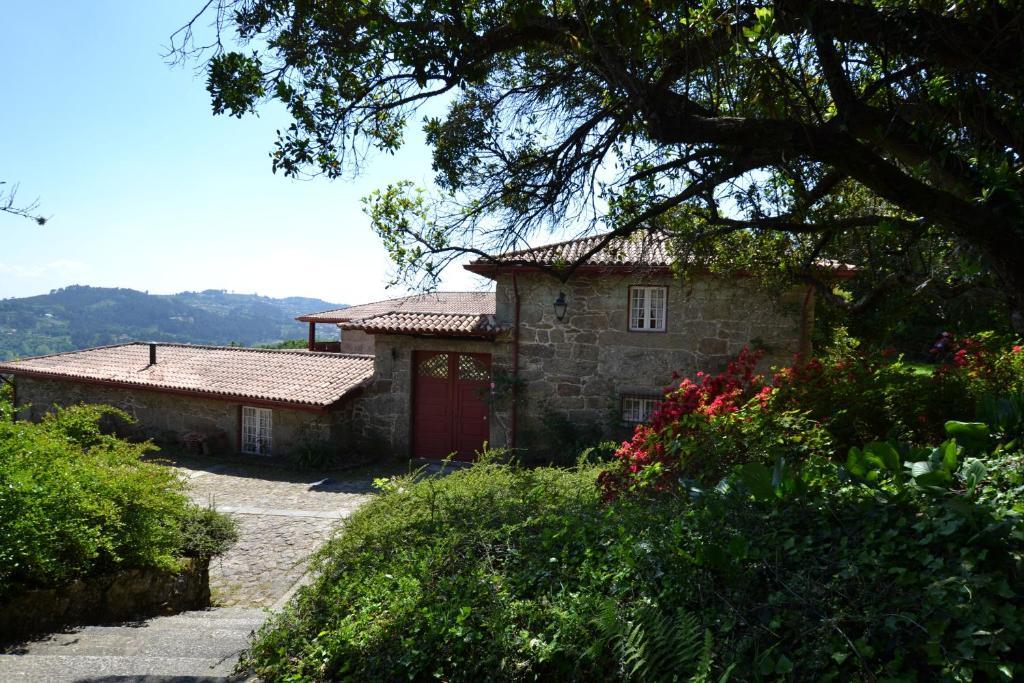 Quinta De Cima De Eiriz Guest House Guimaraes Bagian luar foto